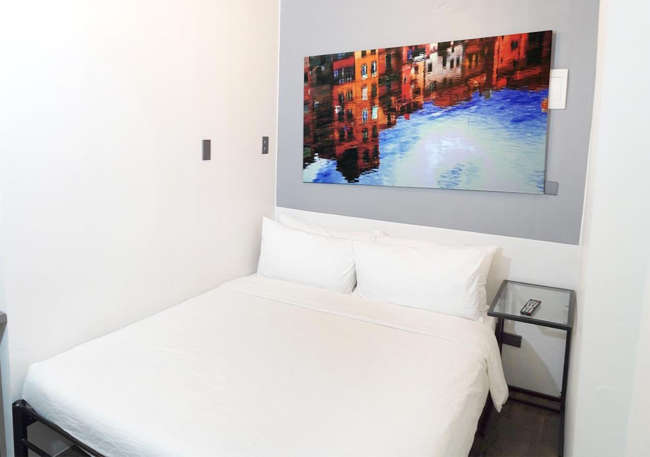 Pasig City Mystay Hotel Bgc North מראה חיצוני תמונה